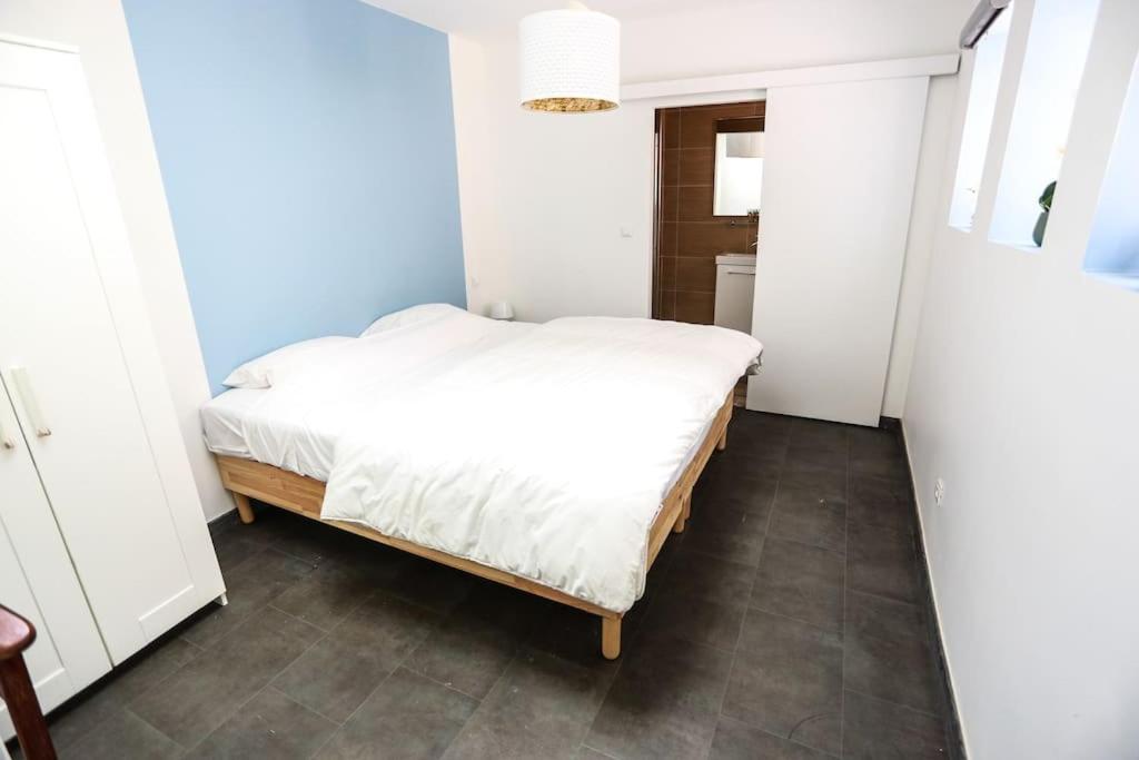 F3 80 M2 Longere Plain Pied Au Centre Auxonne. Villa Екстериор снимка