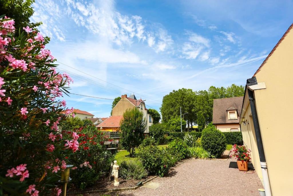 F3 80 M2 Longere Plain Pied Au Centre Auxonne. Villa Екстериор снимка