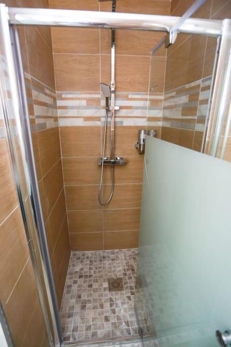 F3 80 M2 Longere Plain Pied Au Centre Auxonne. Villa Екстериор снимка