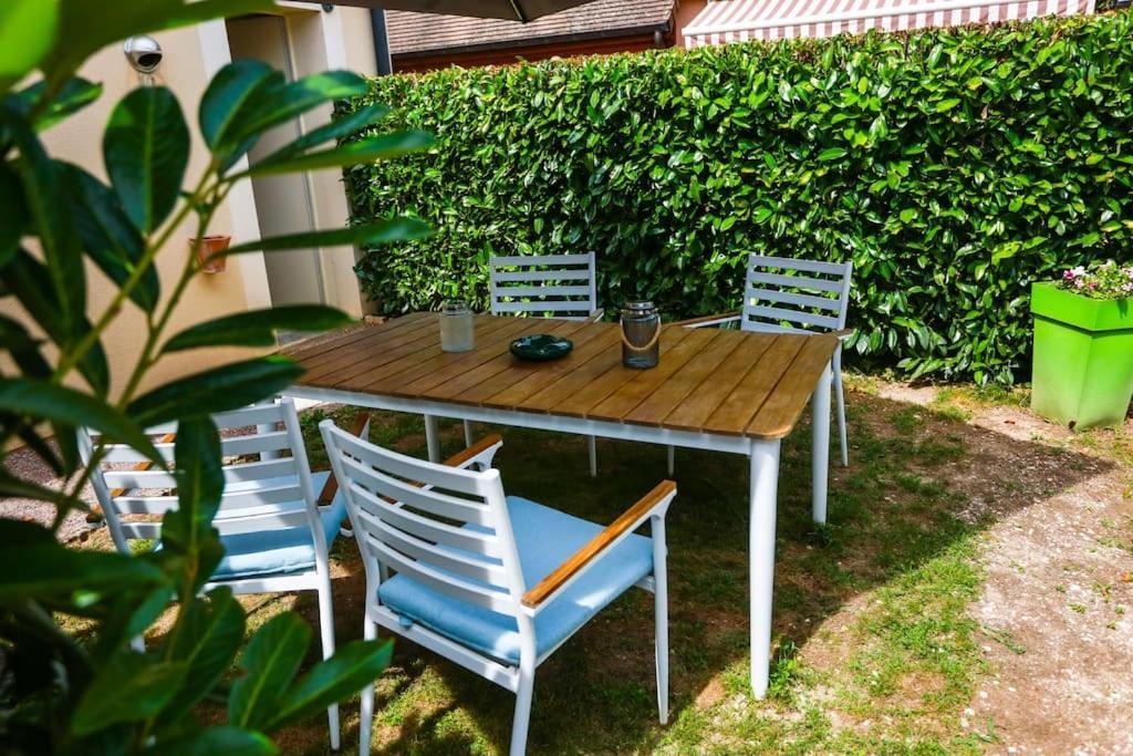 F3 80 M2 Longere Plain Pied Au Centre Auxonne. Villa Екстериор снимка