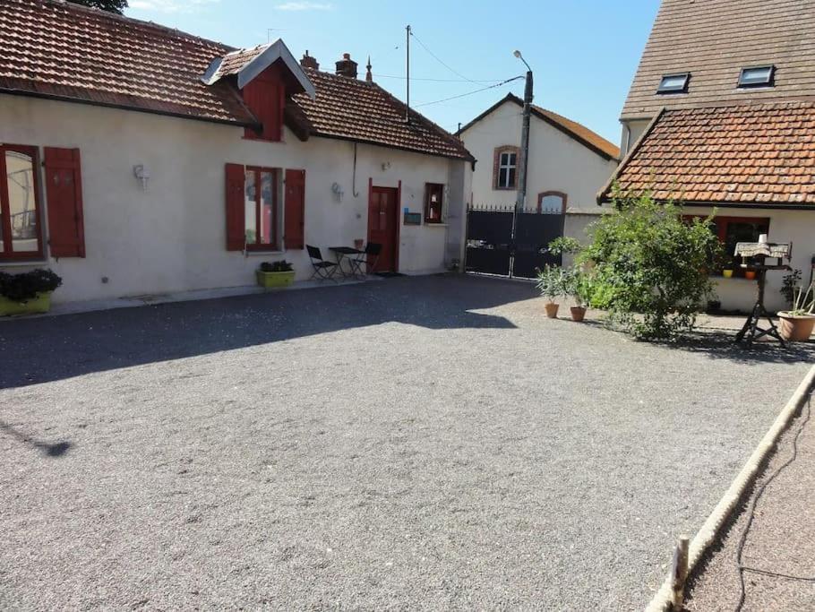 F3 80 M2 Longere Plain Pied Au Centre Auxonne. Villa Екстериор снимка